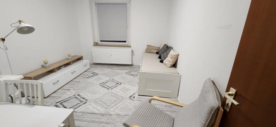 Etagenwohnung Mülheim an der Ruhr Heißen - 1 Zimmer, 47 m&sup2;, 700&euro; | Angebot:25514537