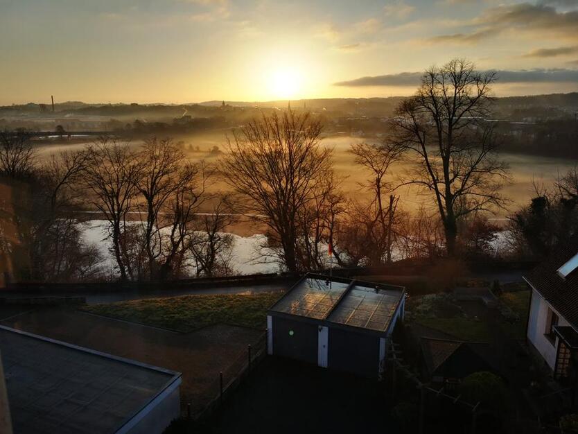 Hattingen: Exklusive Maisonette-Wohnung mit Ruhrblick in Bestlage