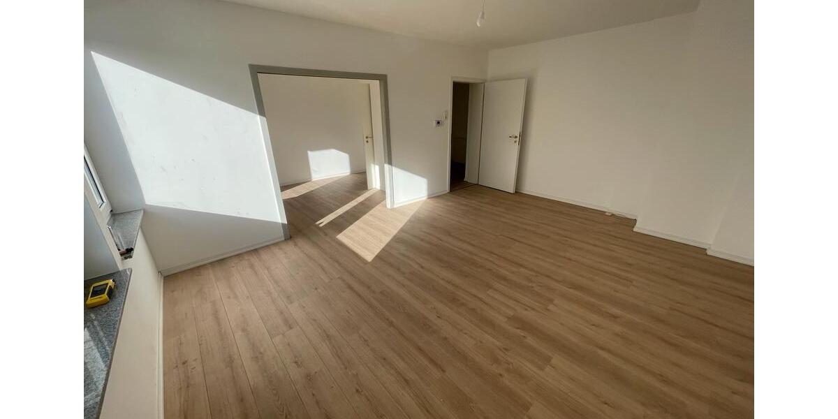 Etagenwohnung Wuppertal Gemarkung Barmen - 3 Zimmer, 77 m&sup2;, 750&euro; | Angebot:25822590