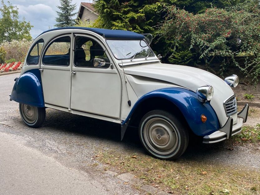 Citroen 2 CV 125.567 km 9.350 € Wülfrath 42489