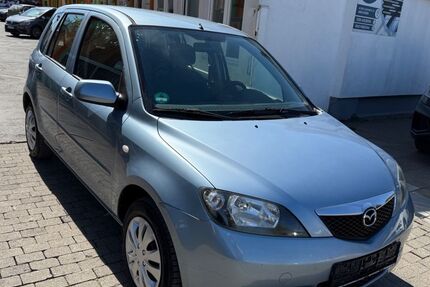 Mazda 2 164.000 km 1.990 &euro; Essen 45143