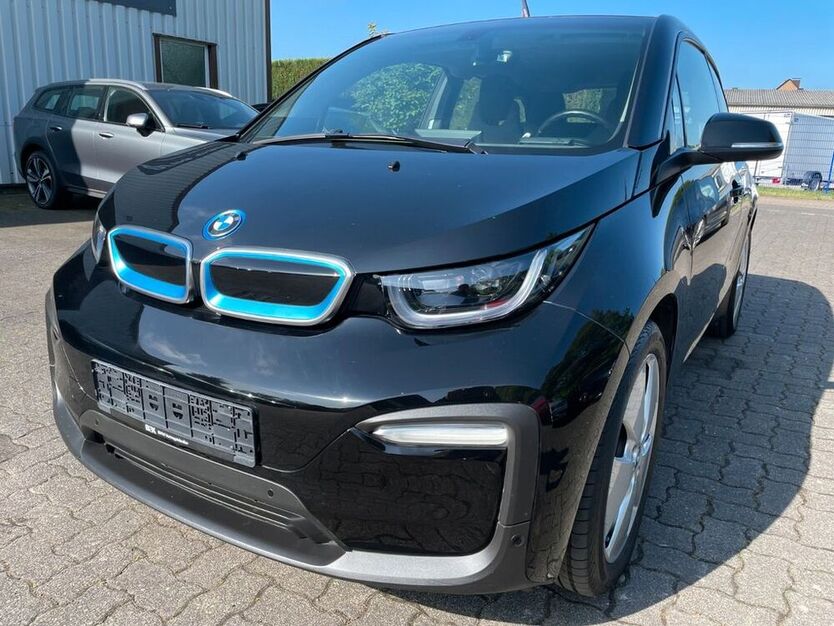 i3