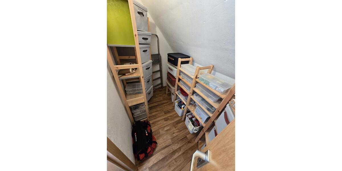Dachgeschoßwohnung Hagen Hagen-Nord - 4 Zimmer, 90 m&sup2;, 710&euro; | Angebot:27553155