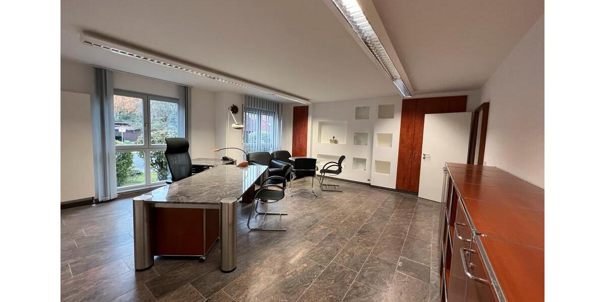 Repräsentative Büro- Praxisfläche am Marktplatz Herne-Sodingen zimmer