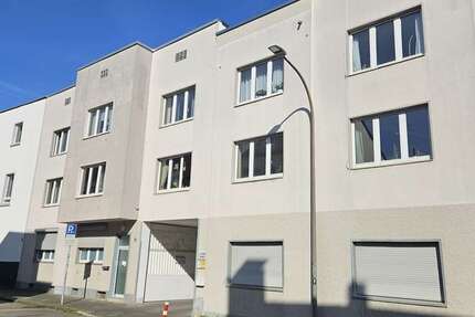 Wohnung zum Mieten in Bochum Ehrenfeld 994,50 € 117 m² 4.5 zimmer