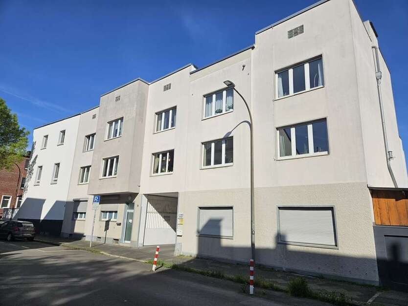 Wohnung zum Mieten in Bochum Ehrenfeld 994,50 € 117 m² 4.5 zimmer