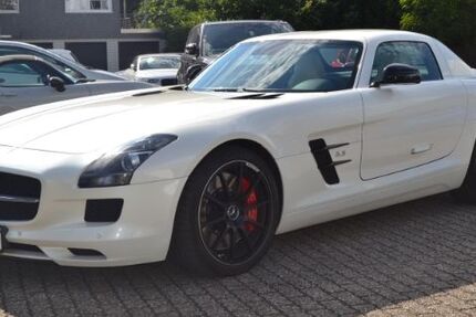 Mercedes SLS AMG
