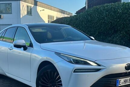 Toyota Mirai 47.000 km 14.900 &euro; Essen 45356