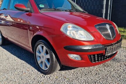 Lancia Ypsilon 165.000 km 1.490 &euro; Oberhausen 46145