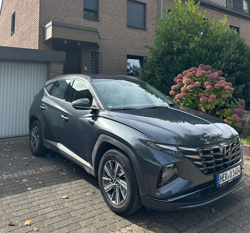 Hyundai TUCSON 38.500 km 21.990 € Herne 44627