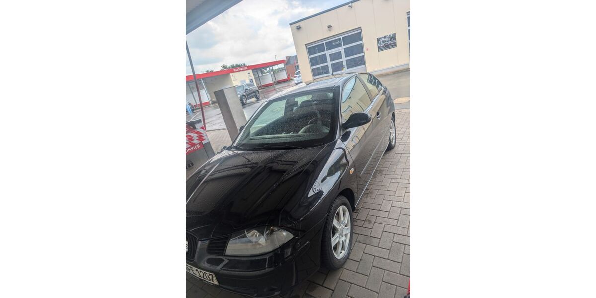 Seat Ibiza 157.000 km 3.299 &euro; Selm 59379