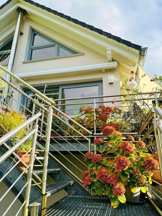Haus zum Kaufen in Dortmund-Aplerbeck 838.000 € 270 m²