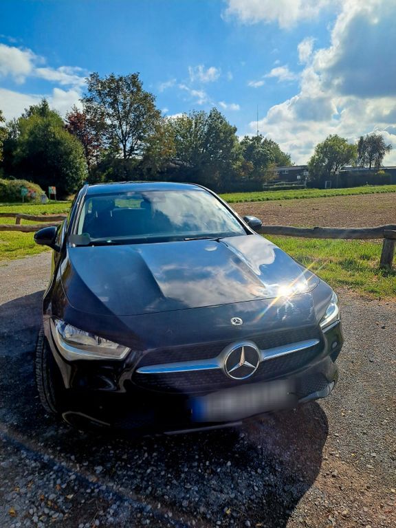Mercedes-Benz CLA 180 Shooting Brake 60.000 km 22.700 € Mettmann 40822