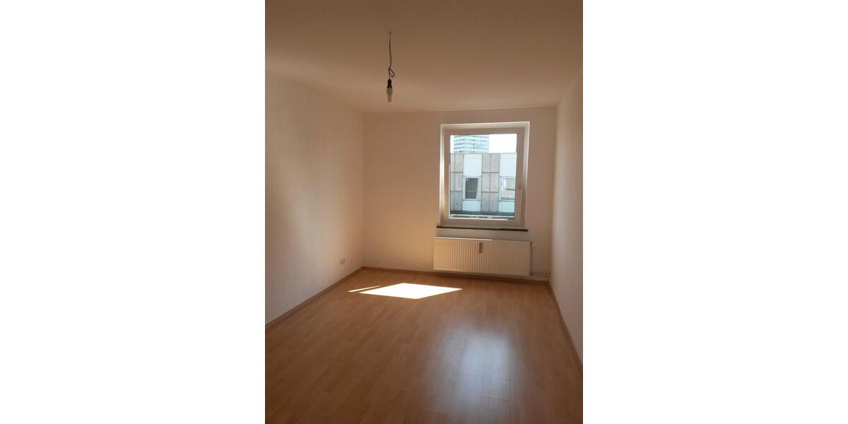 Etagenwohnung Bochum - 5 Zimmer, 126 m&sup2;, 1.200&euro; | Angebot:25391632