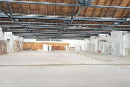 Halle in Wuppertal 4.023 € 894 m² zimmer