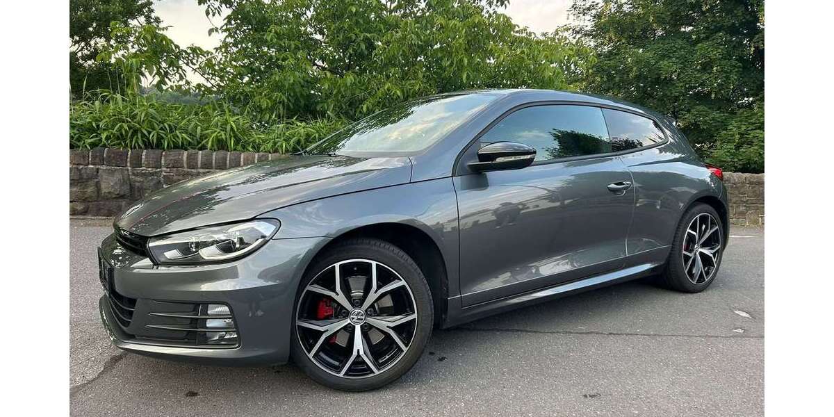 VW Scirocco 155.342 km 15.900 &euro; Wuppertal 42117