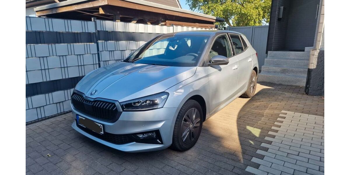 Skoda Fabia 16.000 km 24.500 &euro; Mülheim an der Ruhr 45472