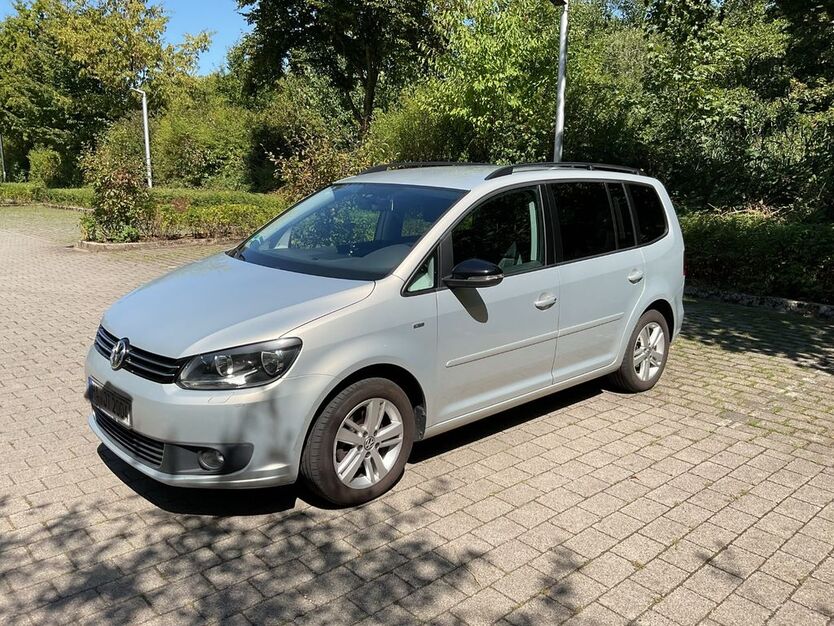 VW Touran 181.557 km 7.200 € Hagen 58093