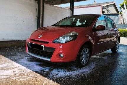 Renault Clio 236.000 km 1.800 &euro; Wuppertal 42349