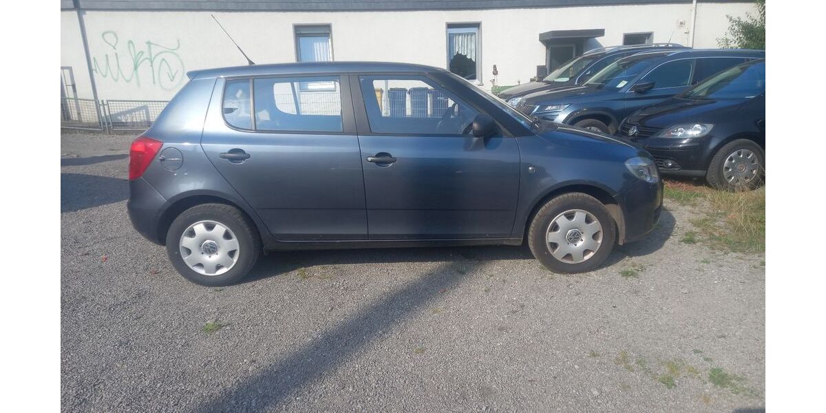 Skoda Fabia 223.700 km 550 &euro; Dortmund 44309