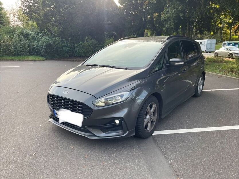 S-Max