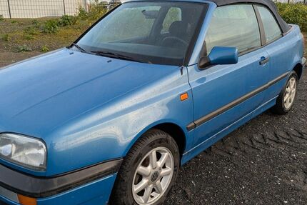 VW Golf 166.000 km 2.400 &euro; Selm 59379