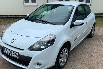 Renault Clio 164.000 km 3.450 &euro; Recklinghausen 45665