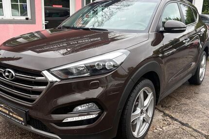 Hyundai TUCSON 162.500 km 13.990 &euro; Wuppertal 42329