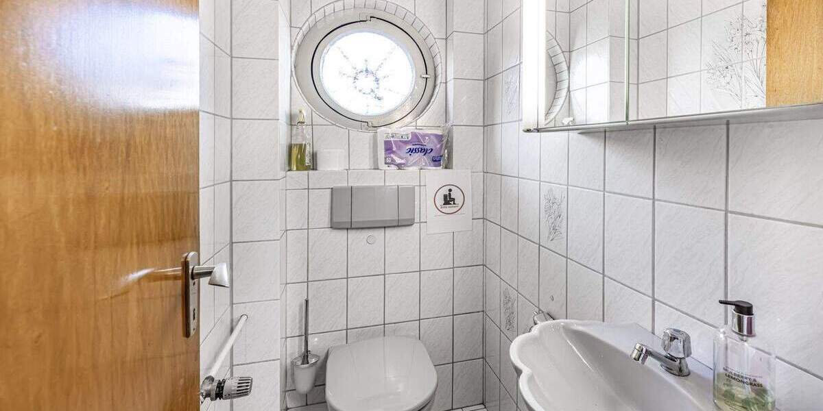 Reihenmittelhaus Wuppertal Ronsdorf - 4 Zimmer, 110 m&sup2;, 349.000&euro; | Angebot:25726966