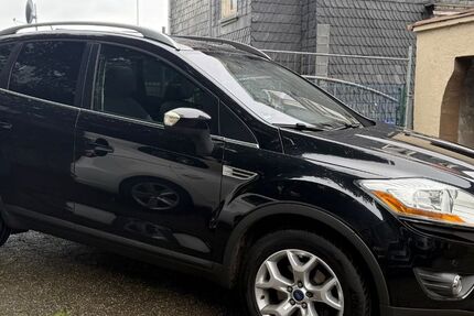 Ford Kuga 217.000 km 5.900 € Remscheid 42855