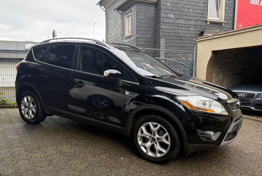 Ford Kuga 217.000 km 5.900 € Remscheid 42855