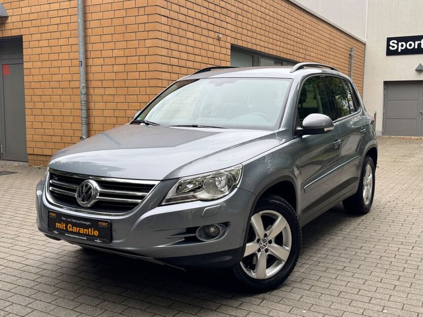 VW Tiguan 99.728 km 11.990 € Essen 45326