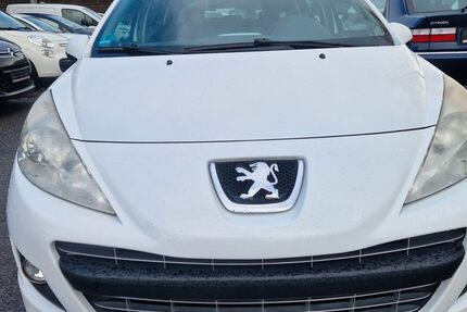 Peugeot 207 165.000 km 1.450 &euro; Bottrop 46238