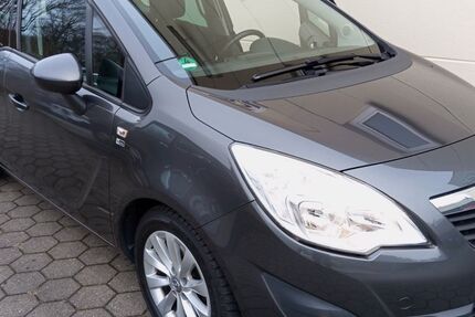 Opel Meriva 63.000 km 3.999 &euro; Hattingen 45527