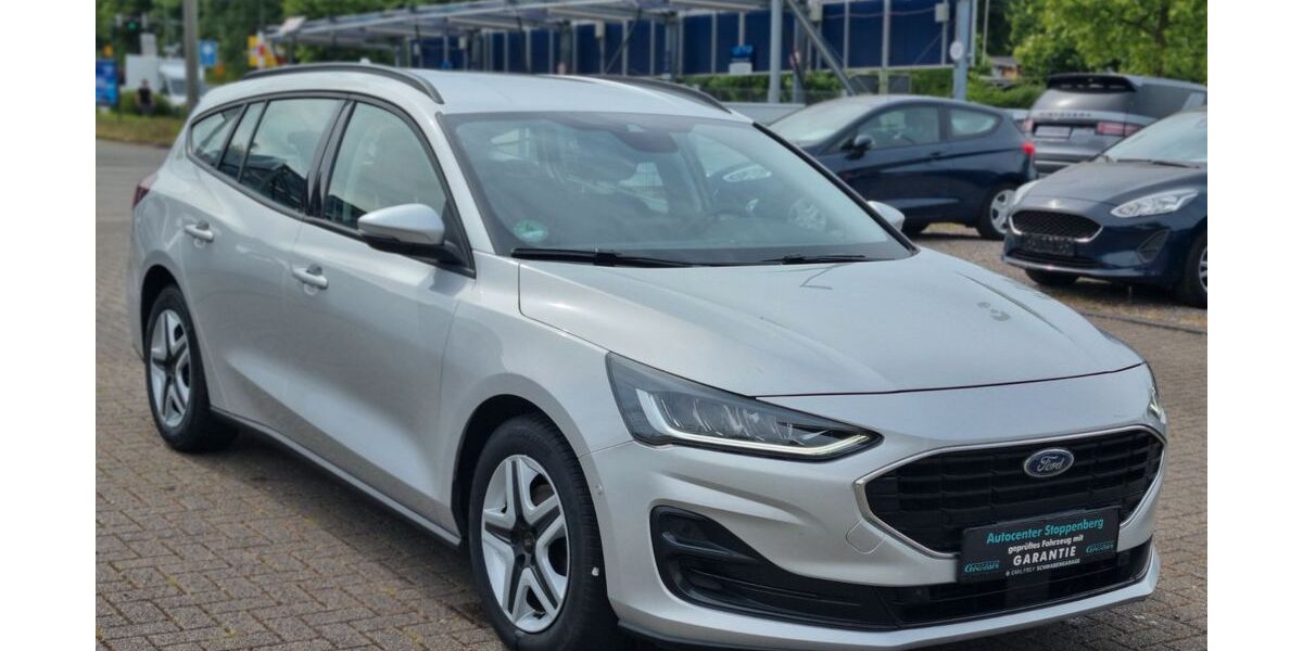 Ford Focus 31.000 km 16.990 &euro; Essen 45141