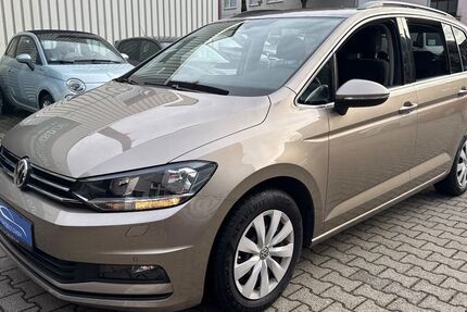 VW Touran 116.639 km 19.990 € Wuppertal 42285