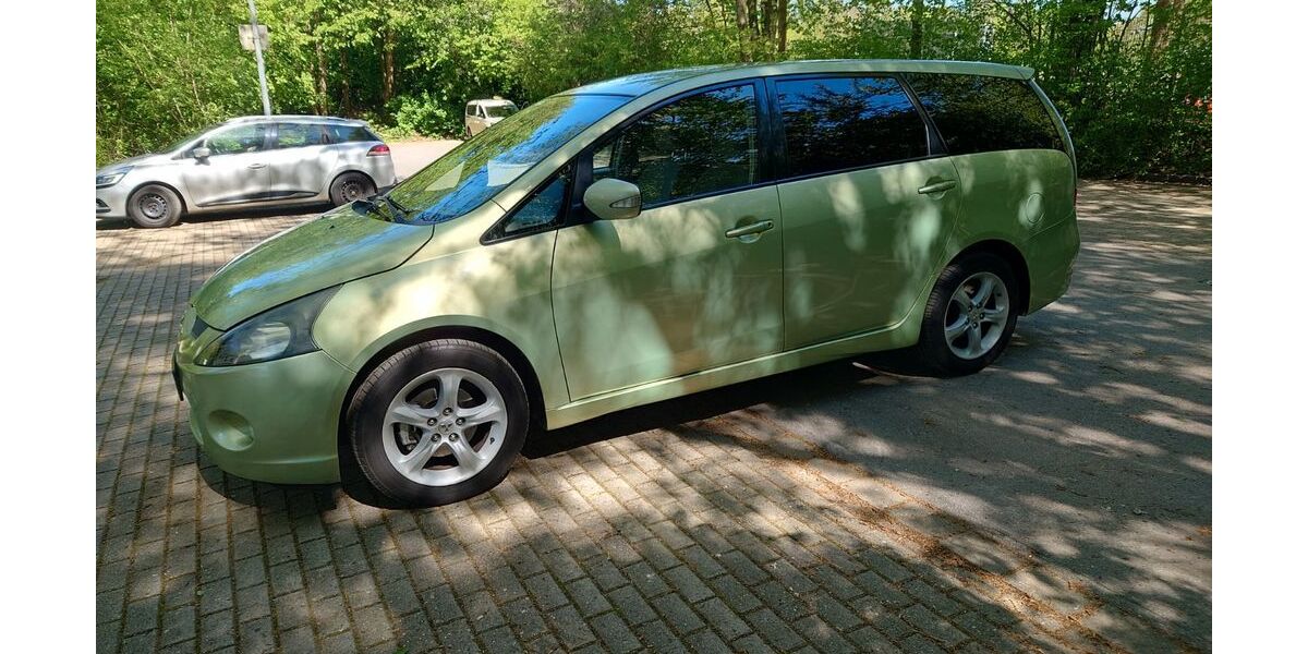 Mitsubishi Grandis 156.000 km 3.190 &euro; Essen 45277