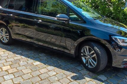 VW Touran 161.400 km 12.800 &euro; Gladbeck 45966