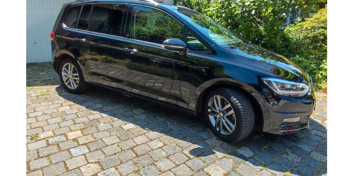 VW Touran 161.400 km 12.800 &euro; Gladbeck 45966
