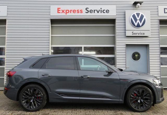 Audi Q8 e-tron 9.522 km 62.990 &euro; Essen 45307