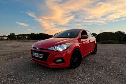 Hyundai i20 33.000 km 13.700 € Dortmund 44329