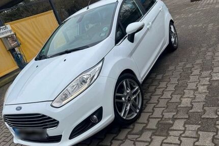 Ford Fiesta 175.000 km 5.300 &euro; Lünen 44534