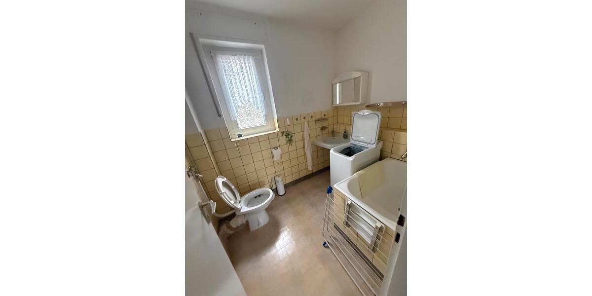 Erdgeschoßwohnung Gelsenkirchen Erle - 2.5 Zimmer, 45 m&sup2;, 610&euro; | Angebot:25612740