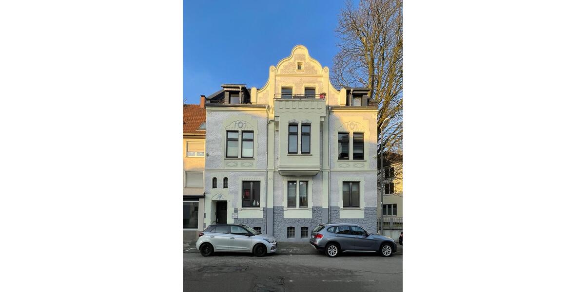 Für Liebhaber, Selbstnutzer, Anleger: Charrnantes PraxiWohnhaus 15 zimmer