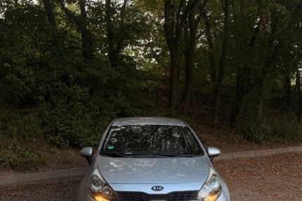 Kia Rio 160.000 km 2.350 &euro; Bochum 44805
