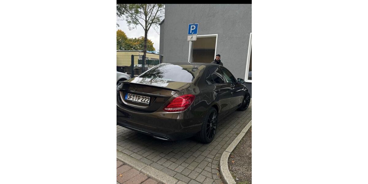 Mercedes-Benz C 250 152.500 km 17.999 &euro; Dortmund 44369