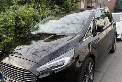 Ford S-Max 135.000 km 16.999 € Mülheim 45475