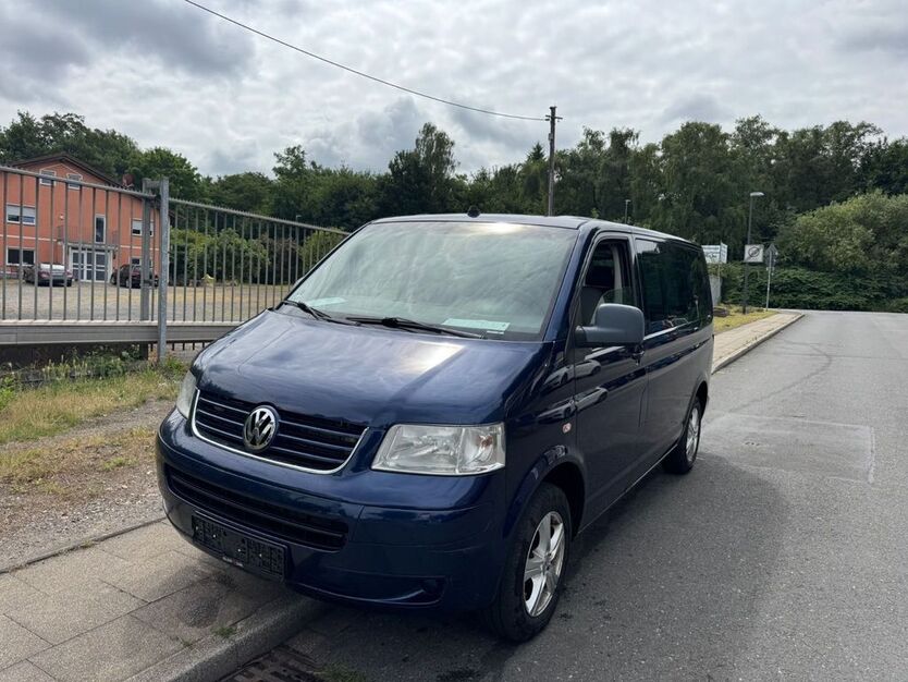 VW T5 Transporter 408.000 km 7.000 € Essen 45143
