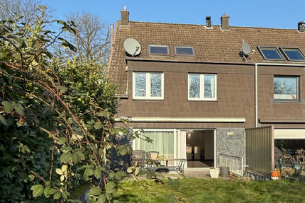 Haus zum Kaufen in Oberhausen 450.000 € 150 m²