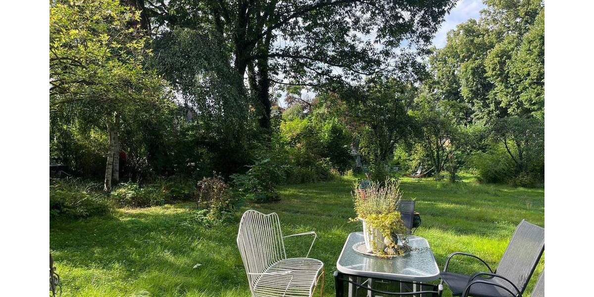 Baugrundstück mit positiver Bauvoranfrage zimmer